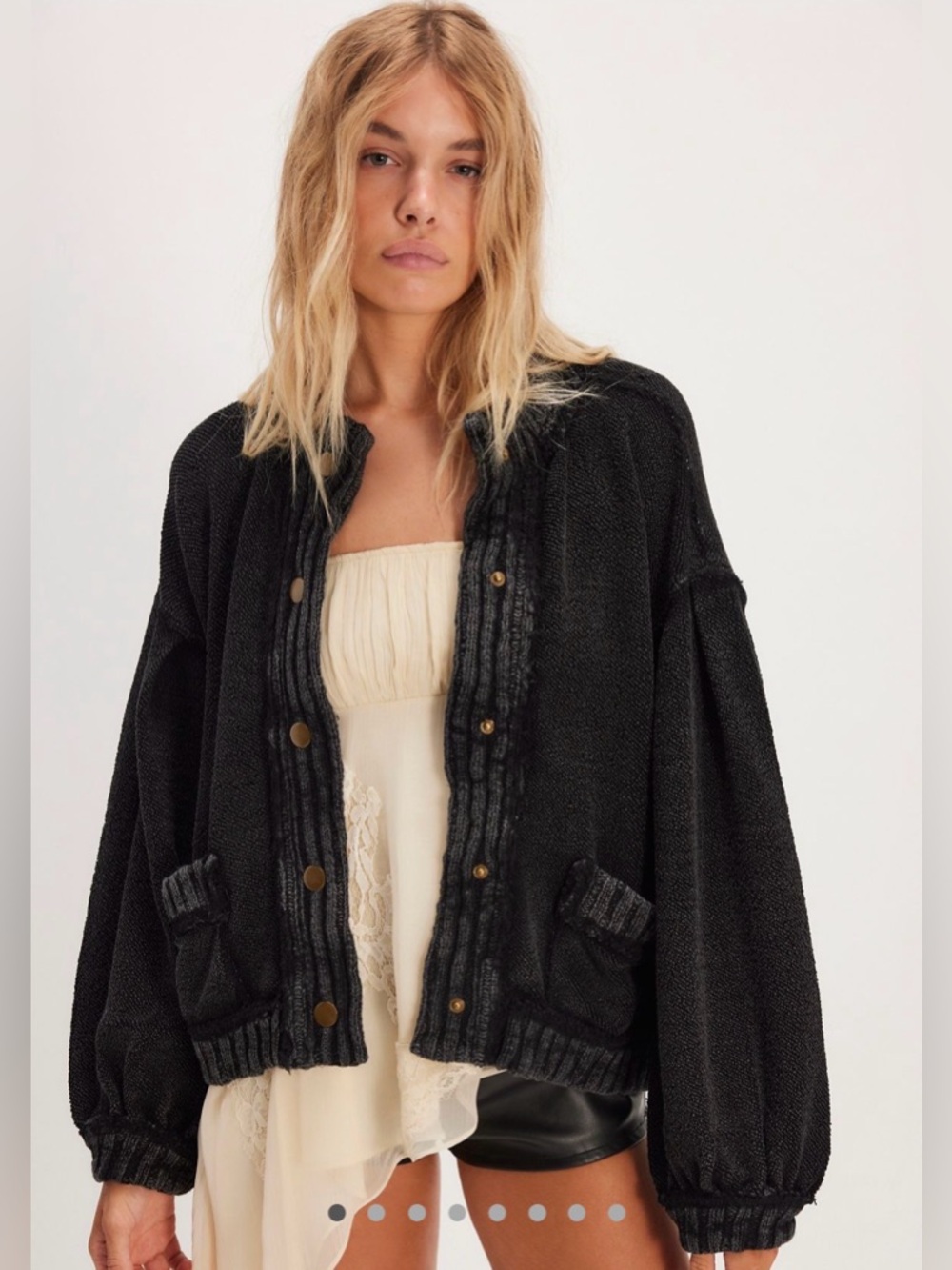Free people cute in this cardi size small nwot